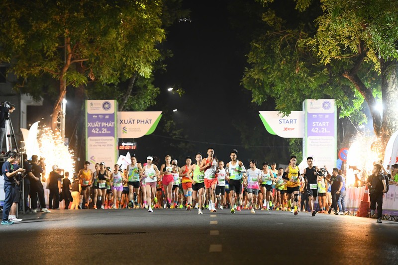 Standard Chartered Hanoi Marathon Heritage Race officially kicks off (Photo: Standard Chartered Hanoi Marathon - Heritage Race)