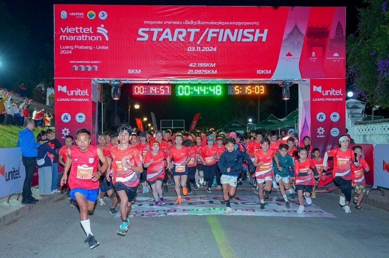 Around 5,000 runners attend Viettel Marathon Luang Prabang 2024