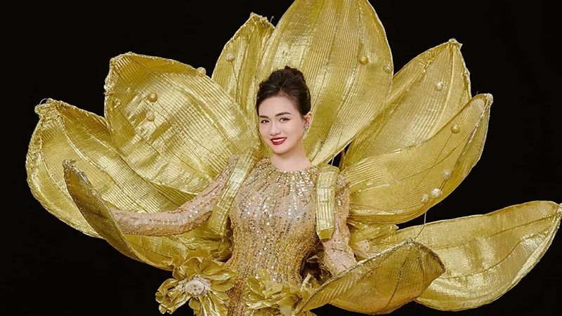 Vietnamese beauty Vu Thi Hoa crowned Mrs Earth International 2024