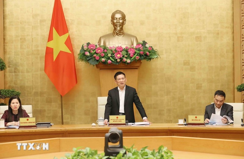 Deputy Prime Minister Ho Duc Phoc speaks at the Anti-Money Laundering Steering Committee's meeting on December 12. (Photo: VNA)