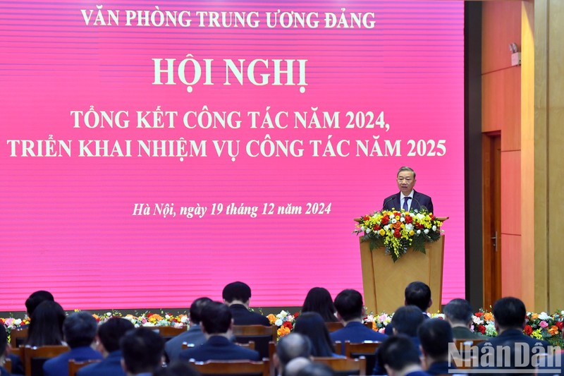 Party General Secretary To Lam speaks at the conference. (Photo: NDO)