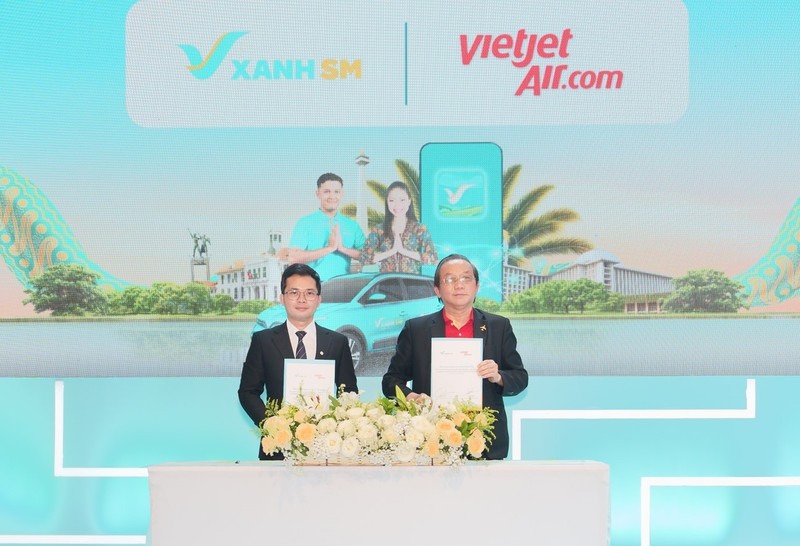 Vietjet and Xanh SM partner to advance sustainable green mobility of Vietnam and Indonesia 