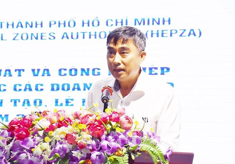 Deputy Head of Hepza Pham Thanh Truc speaking at the meeting (Photo: DAN NHU)