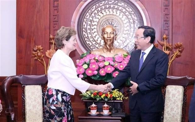 Secretary of the Ho Chi Minh City Party Committee Nguyen Van Nen receives Governor of South Australia Frances Adamson (Photo: VNA)