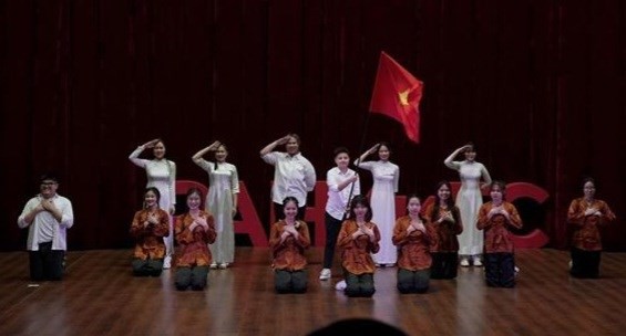 A ceremony to celebrate the 92nd anniversary of the Ho Chi Minh Communist Youth Union (HCM CYU) held in Moscow on March 25 (Photo: VNA)