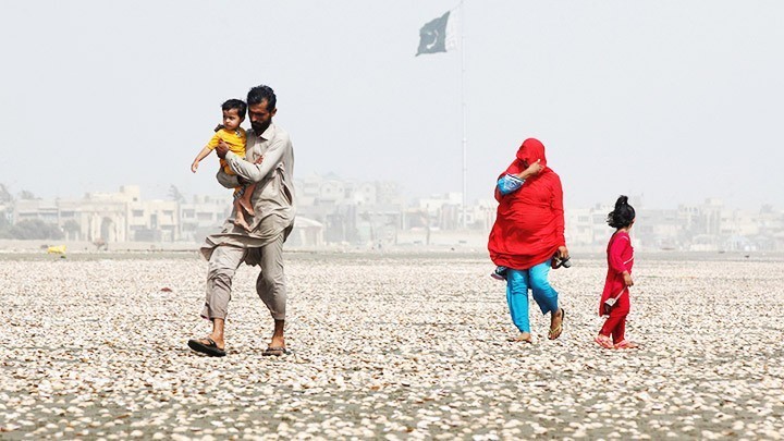 Record heat seen in many places in Pakistan. (Photo: THE THIRD POLE)