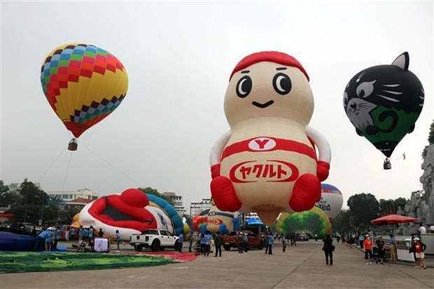 Second International Hot-Air Balloon Festival brings together a total of 20 balloons (Photo: VNA)