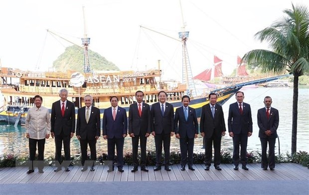 Heads of delegations of ASEAN countries in a group photo. (Source: VNA)