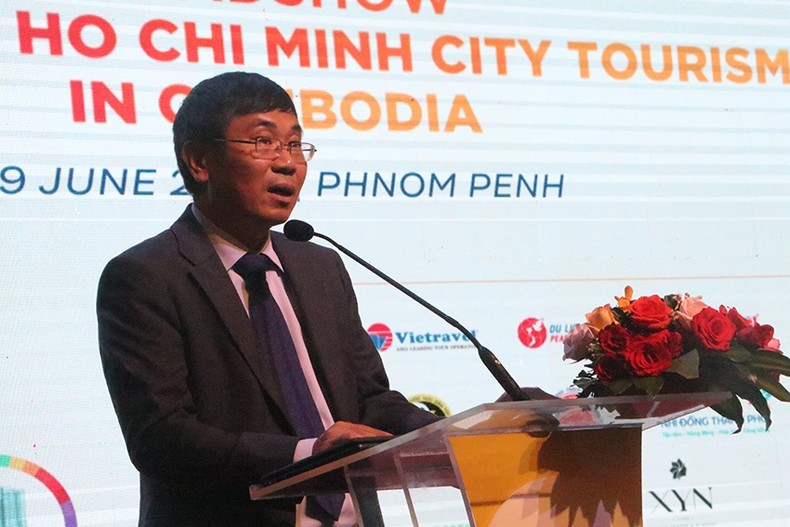 Counsellor of the Vietnamese Embassy in Cambodia Ngo Van Tuat speaks at the event. (Photo: NGUYEN HIEP)