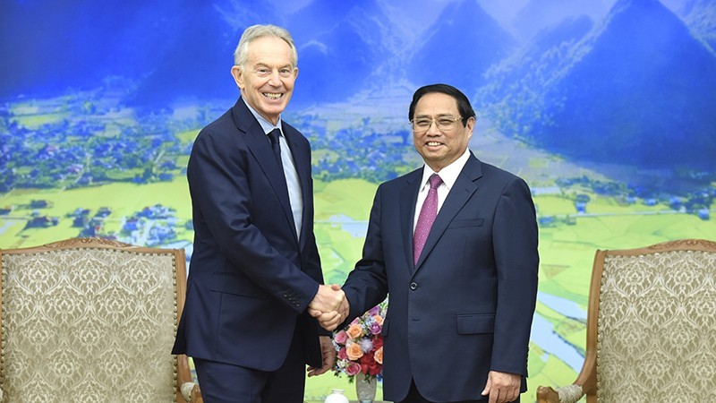 PM Pham Minh Chinh receives Tony Blair, former UK Prime Minister and Executive Chairman of the Tony Blair Institute for Global Change (TBI) (Photo: NDO)