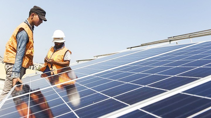 Developing renewable energy helps fight climate change. (Photo: GETTY IMAGES)