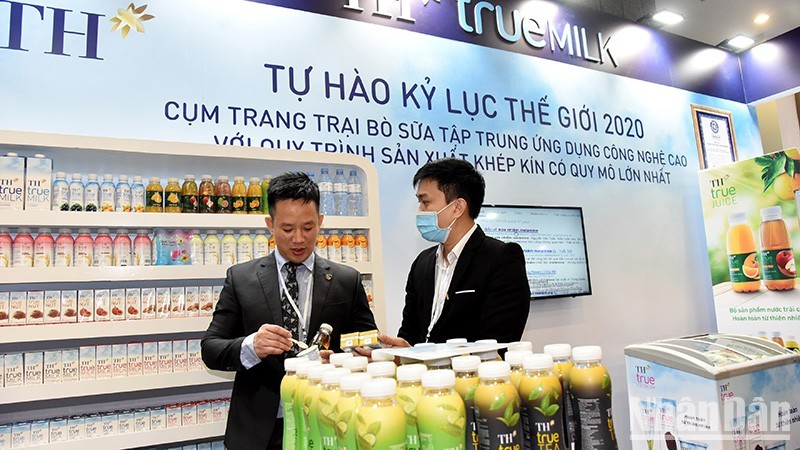 Products produced under the TH circular manufacturing model have always attracted strong attention from consumers. (Photo: TRAN HAI)