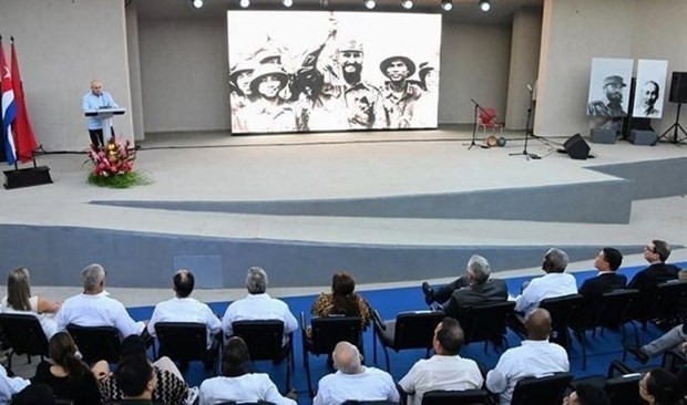 A ceremony is held in Havana, Cuba, on September 12 to celebrate the 50th anniversary of Commander-in-Chief Fidel Castro's first visit to Vietnam and the liberated zone in Southern Vietnam (September 1973 - 2023). (Photo: VNA)