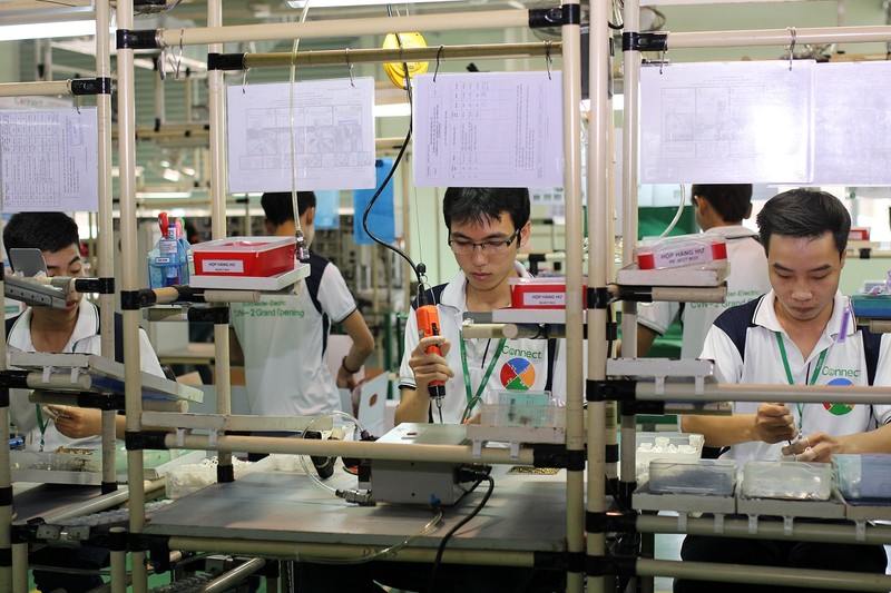 Foreign investors are showing their growing interest in the Vietnamese market.