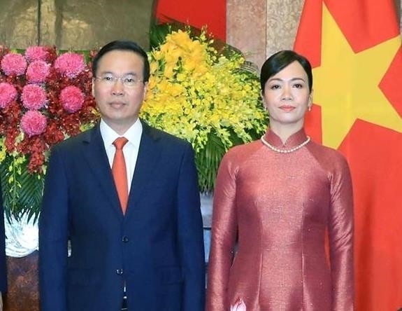 President Vo Van Thuong and his wife 