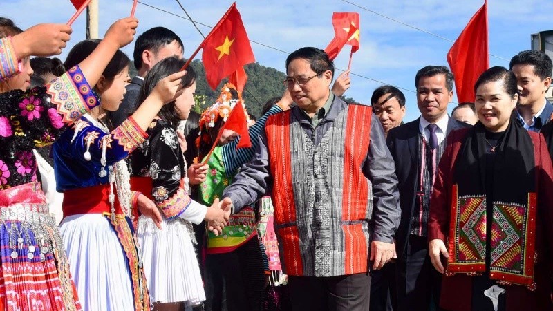 Prime Minister Pham Minh Chinh attends the festival of great national unity in Sin Ho district, Lai Chau province. (Photo: NDO)