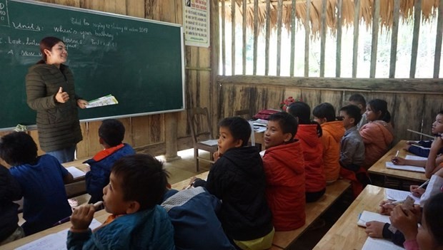 Ensuring food, accommodation, living and learning conditions for preschool children and boarding and semi-boarding students (Photo: baochinhphu.vn)