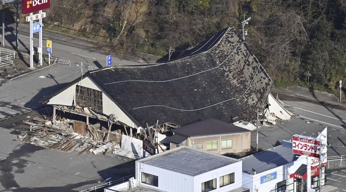 A house destroyed by an earthquake in Nanao, Ishikawa prefecture on January 2. (Photo: Kyodo)