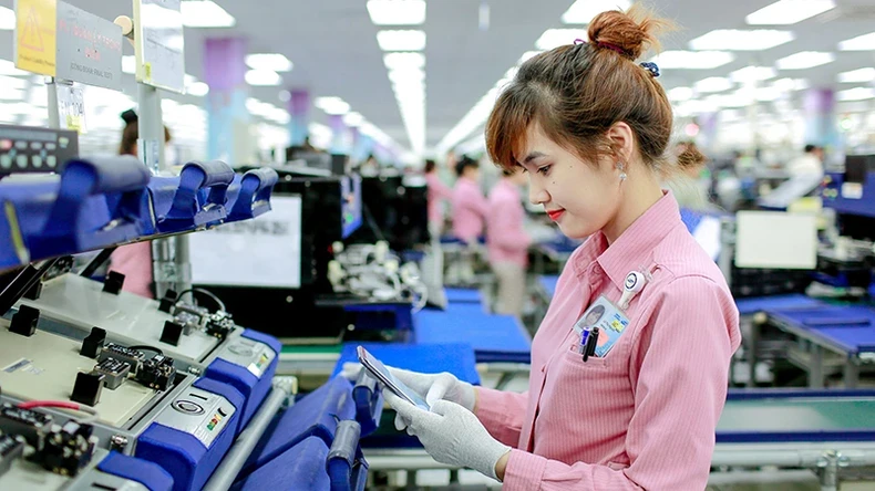 The production of electronic products at Samsung Electronics Vietnam in Thai Nguyen. (Photo: Viet Chung)