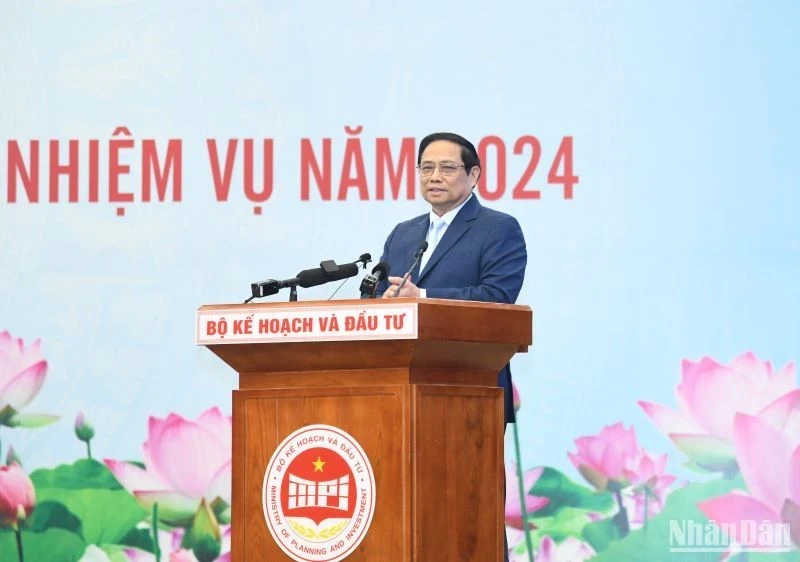 PM Pham Minh Chinh speaks at the conference of the Ministry of Planning and Investment in Hanoi on January 11. (Photo: NDO)