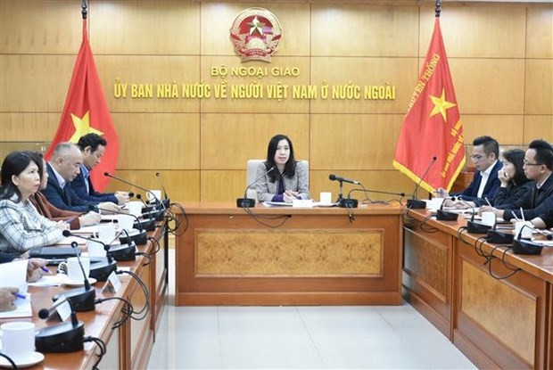 Le Thi Thu Hang, Deputy Minister of Foreign Affairs and Chairwoman of the State Committee for Overseas Vietnamese chairs a press meeting on January 11. (Photo: VNA)