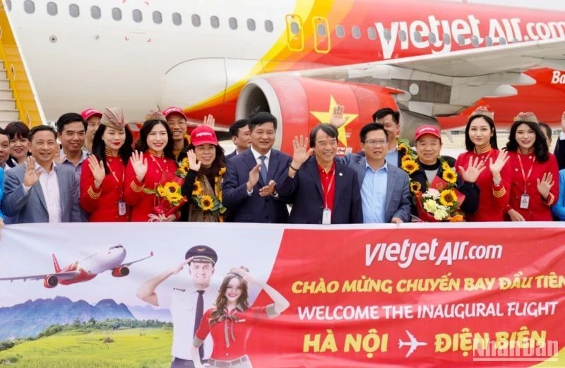 Vietjet launches a new air route connecting Hanoi with Dien Bien on March 1. (Photo: NDO)