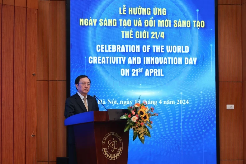 Minister of Science and Technology Huynh Thanh Dat speaking at the ceremony. (Photo: NDO)