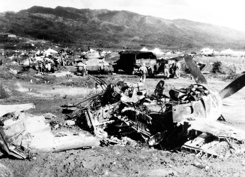 Wreckages of aircraft shot down and destroyed by Vietnamese troops are scattered on the Dien Bien Phu battlefield. (Photo: VNA)