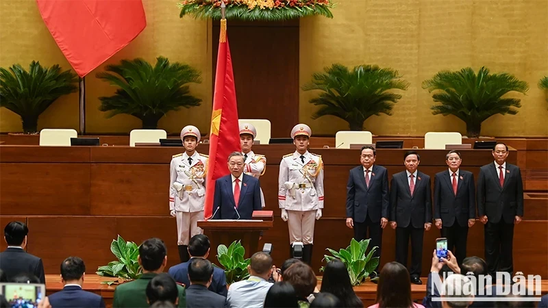 President To Lam takes his oath in Hanoi on May 22. (Photo: NDO)