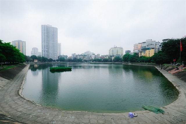 Ngoc Khanh Lake in Hanoi's Ba Dinh district. (Photo: daidoanket.vn)