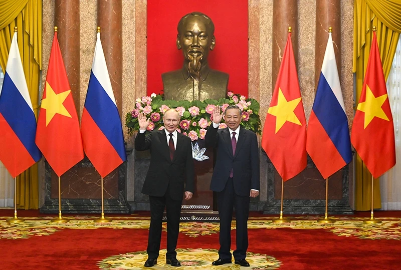President To Lam and President of the Russian Federation Vladimir Putin. (Photo: THUY NGUYEN)