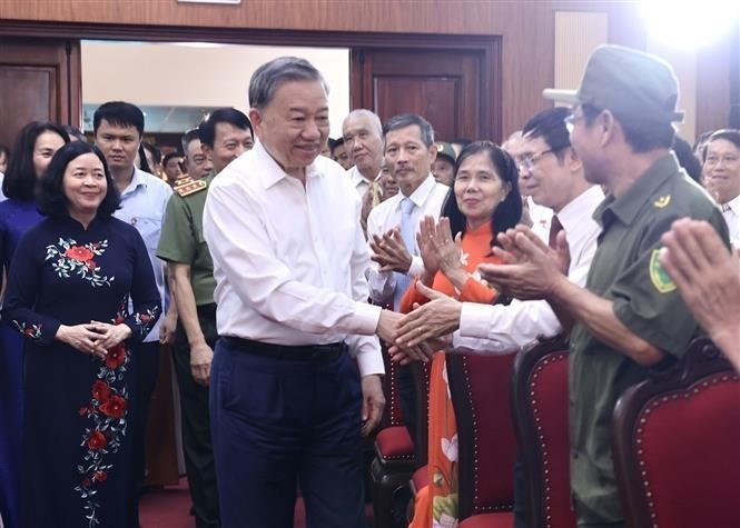 President To Lam attends the “All people’s security safeguarding” festival in Cua Dong ward in Hoan Kiem district of Hanoi. (Photo: VNA)