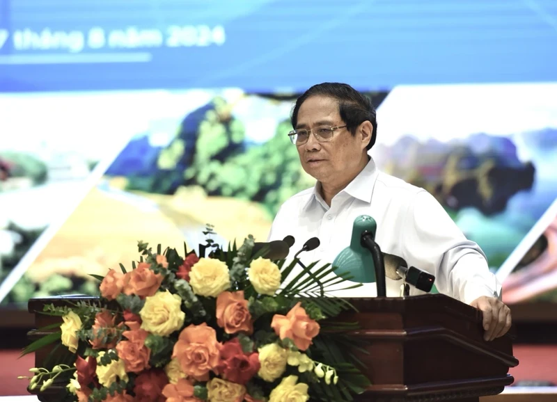 Prime Minister Pham Minh Chinh at the meeting on August 17 (Photo: NDO)