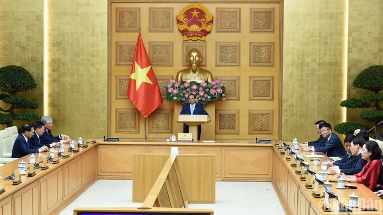 Prime Minister Pham Minh Chinh speaking at the meeting. (Photo: NDO)