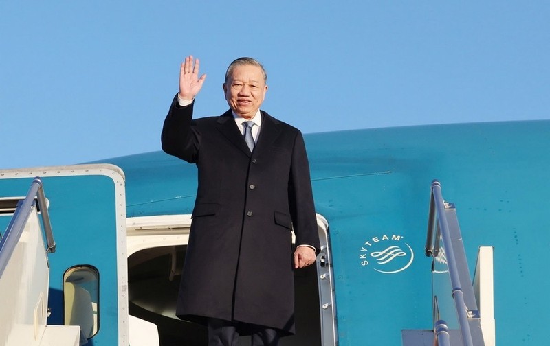 Party General Secretary and State President To Lam leaves Ulaanbaatar (Photo: VNA)