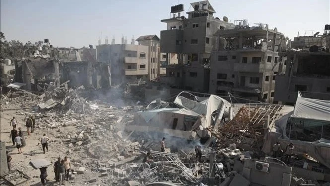 The scene of destruction after an Israeli airstrike on the Gaza Strip on September 10, 2024. (Photo: Xinhua/VNA)