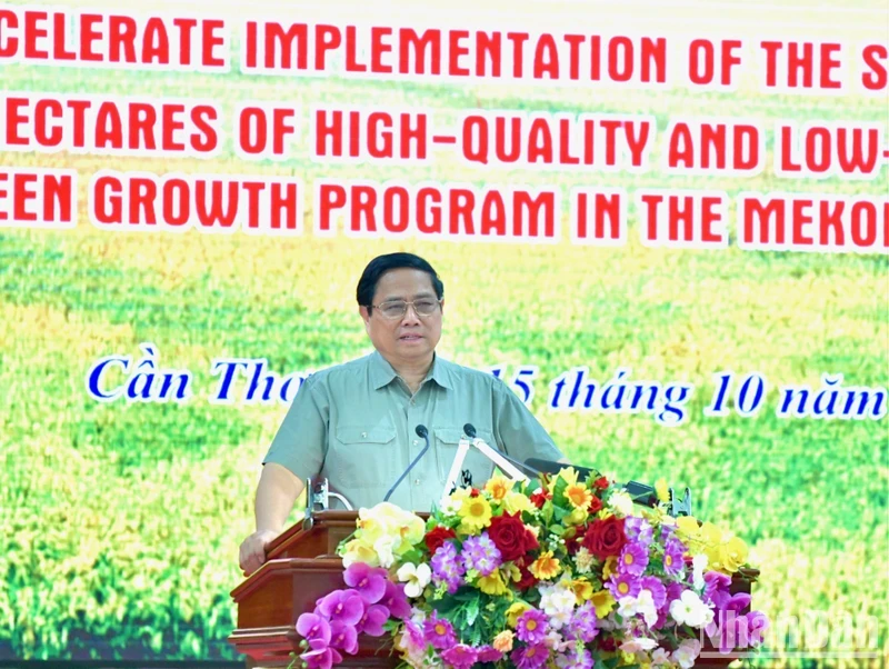 PM Pham Minh Chinh speaks at the event (Photo: NDO)