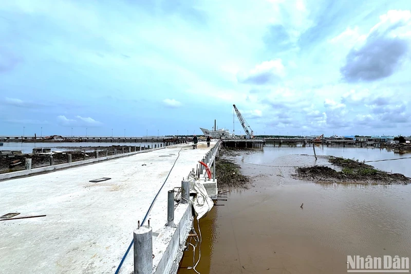 Many large projects in Ca Mau are being accelerated under the direction of Ca Mau provincial leaders.