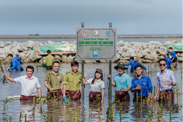 The "Action for a Green Vietnam" programme has planted hundreds of thousands of trees in many localities across the country.