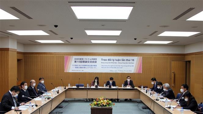 The theoretical exchange workshop between the the Communist Parties of Vietnam and Japan. (Photo: VNA)