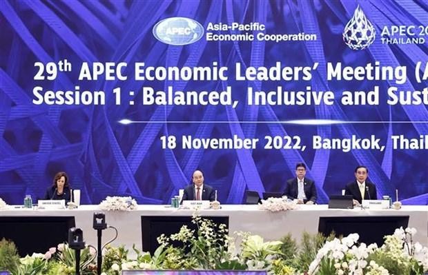 President Nguyen Xuan Phuc attends at a session of the 29th APEC Economic Leaders' Meeting on November 18. (Photo: VNA)