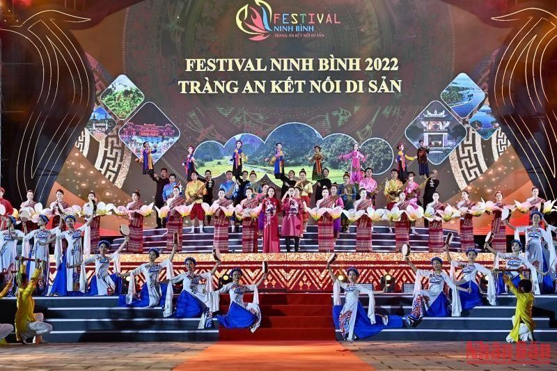 A performance at the opening ceremony of the Ninh Binh-Trang An Heritage Festival.