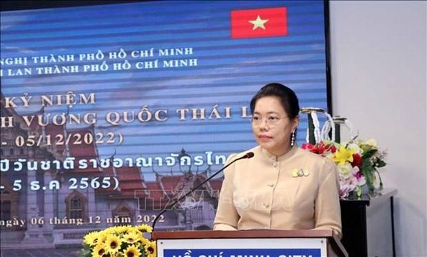 Thai Consul General Wiraka Moodhitaporn speaks at the event. (Photo: VNA)
