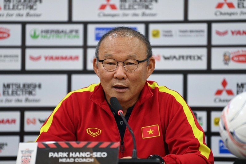 Head coach Park Hang-seo at the press conference. (Photo: Manh Quan)