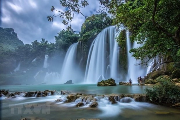 Ban Gioc waterfall in Cao Bang (Photo: VNA)