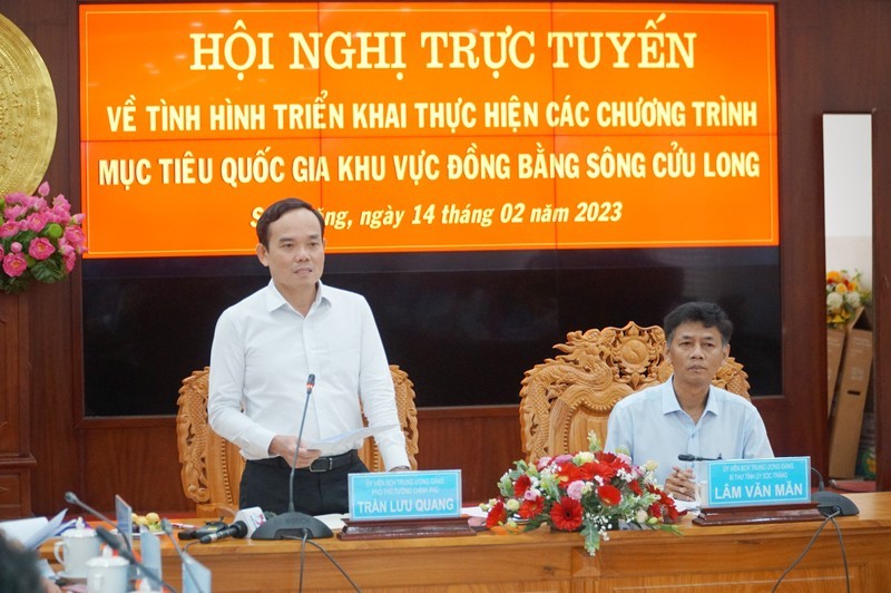 Deputy PM Tran Luu Quang speaks at the conference.
