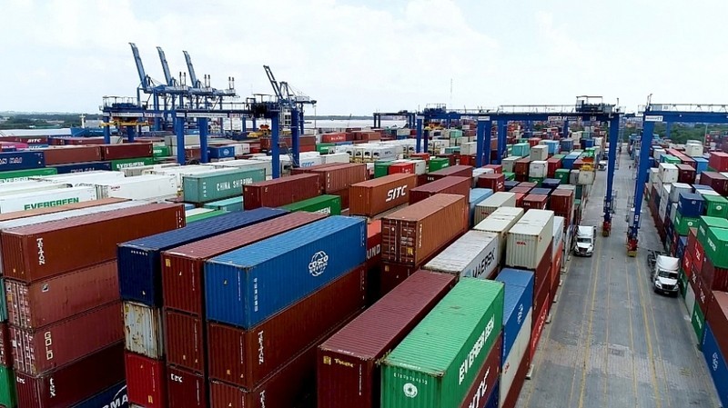 Export and import activities at Cat Lai Port in Ho Chi Minh City. (Photo: NDO/Thu Hoa)