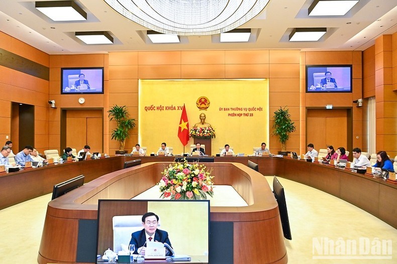 The working session of the National Assembly Standing Committee. (Photo: NDO/Duy Linh)