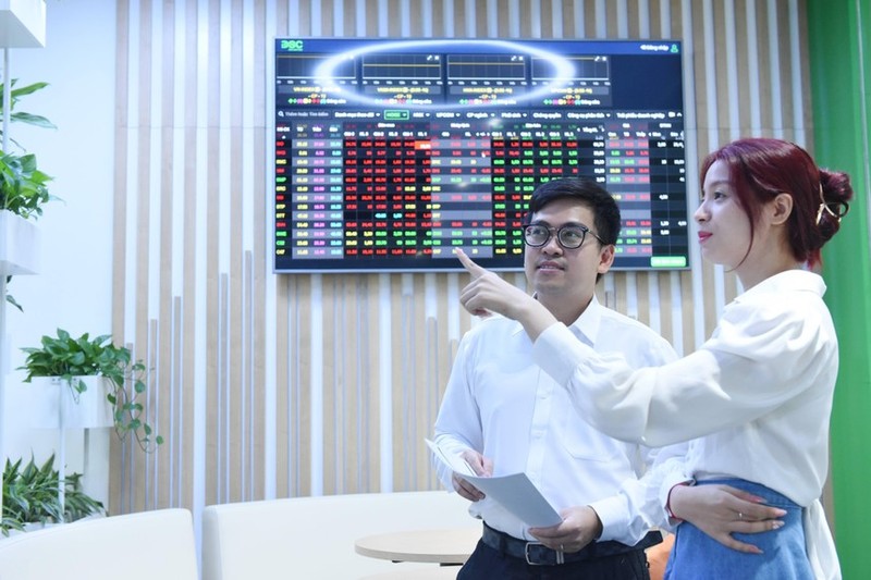 Vietnam’s stock market boosted by strong money flow 