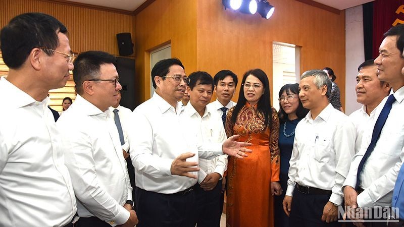 Prime Minister Pham Minh Chinh at the working session with the Vietnam Journalists’ Association. (Photo: NDO/Tran Hai)